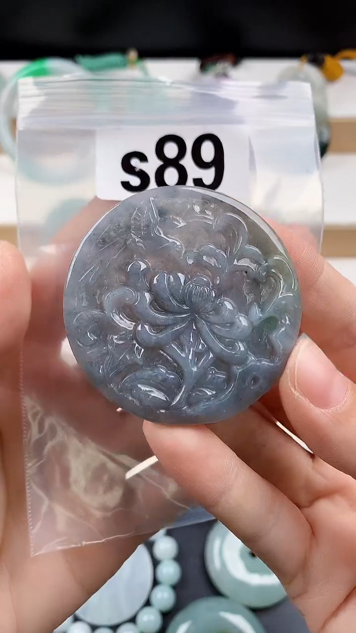 颈饰未镶嵌翡翠天然翡翠吊坠挂件