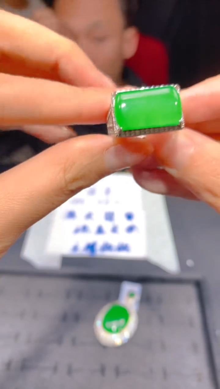 【闪购商品】定制翡翠未镶嵌265多样性发货（发其一）