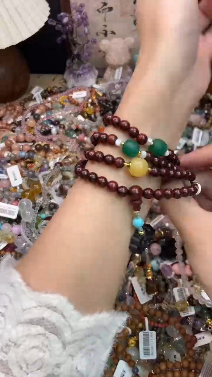 未镶嵌玛瑙手饰360