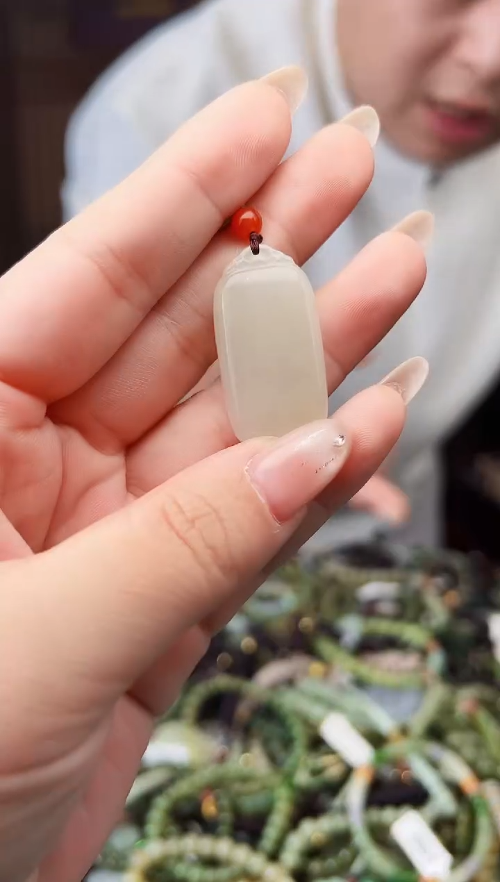 颈饰未镶嵌和田玉多样性发货拍一发一