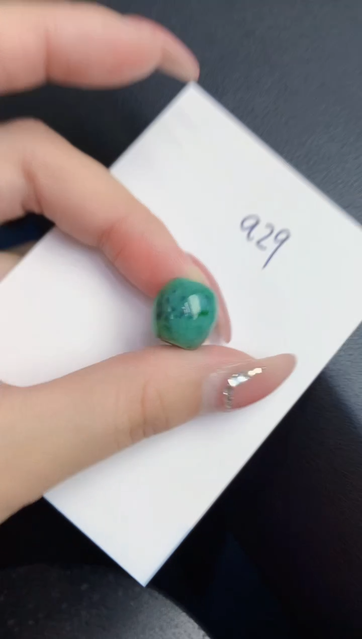 【闪购商品】翡翠颈饰未镶嵌000000000