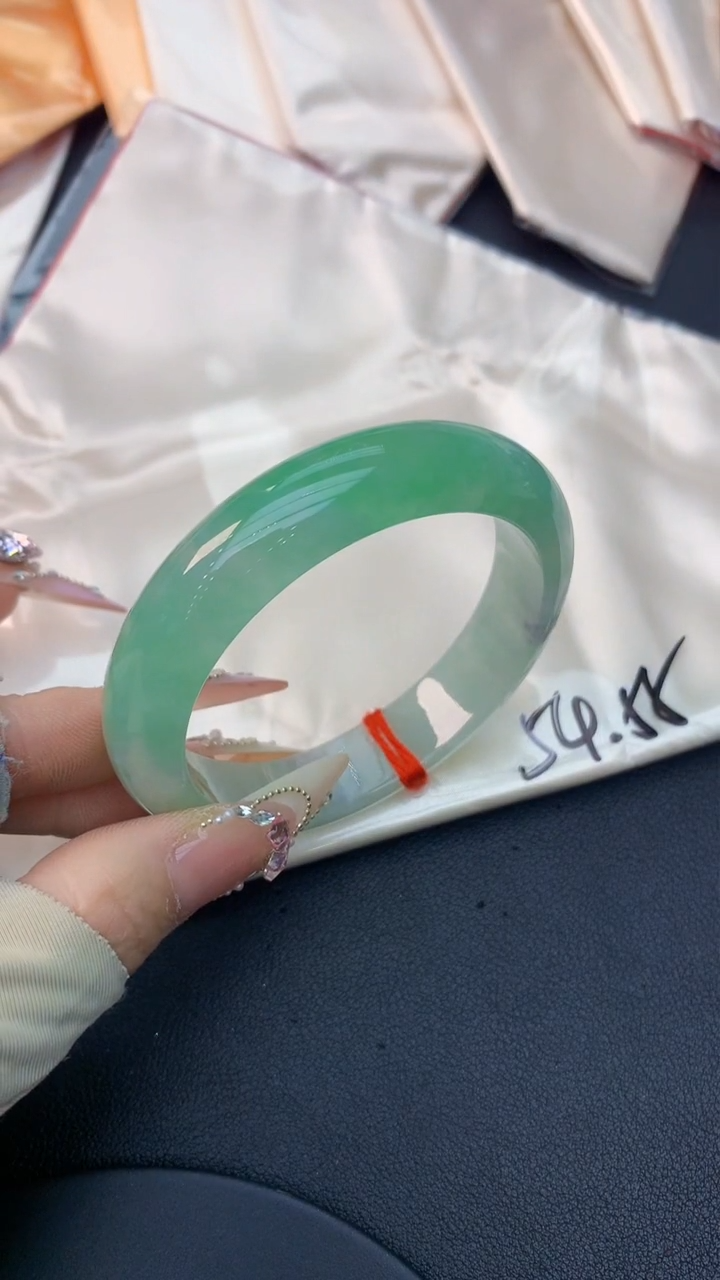 未镶嵌手镯翡翠0937016019