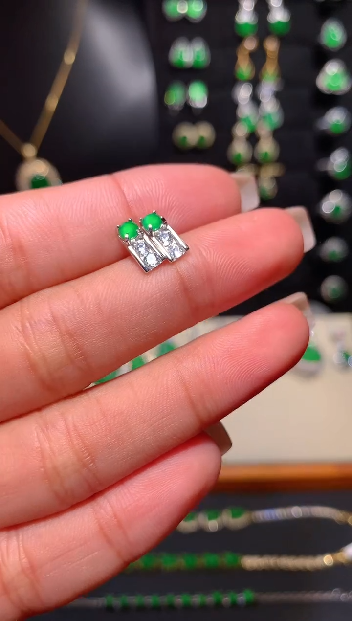 【闪购商品】翡翠耳饰银S925镶嵌多样性