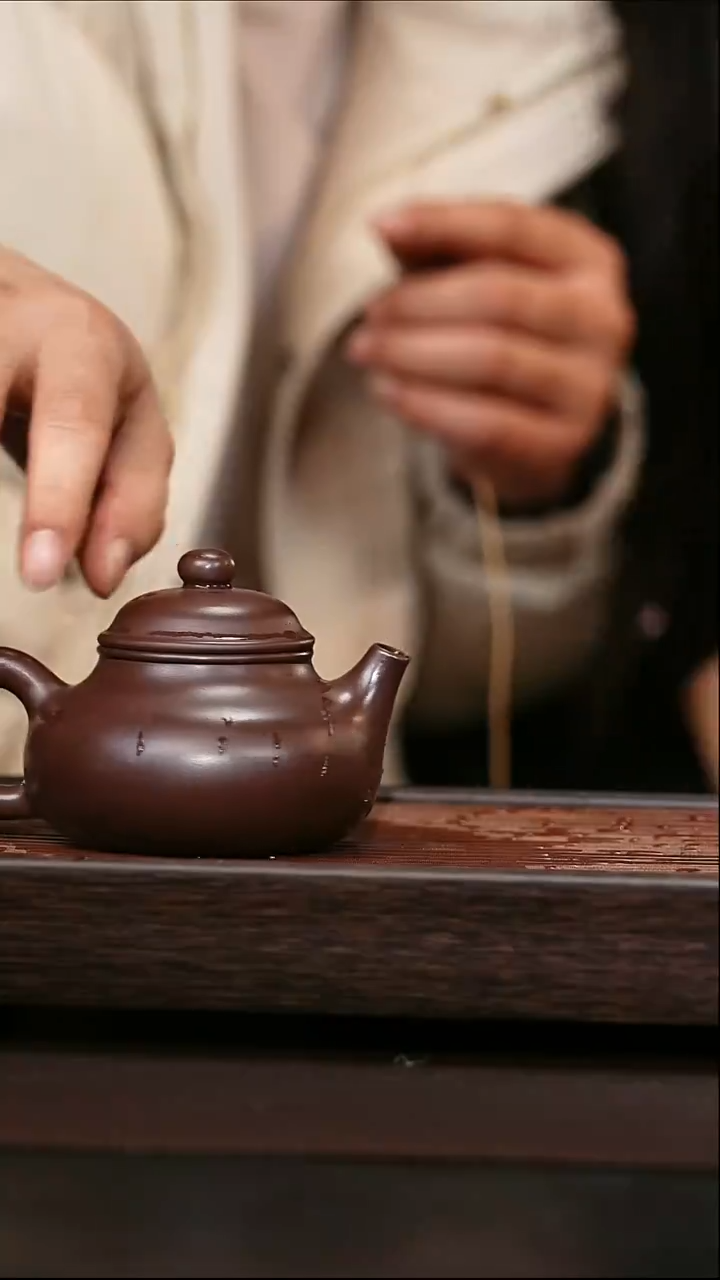 茶壶紫砂原矿紫砂壶   容天紫泥   200cc