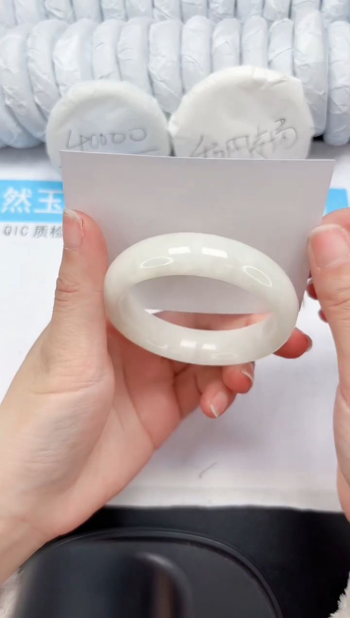【闪购商品】和田玉手镯未镶嵌305-55