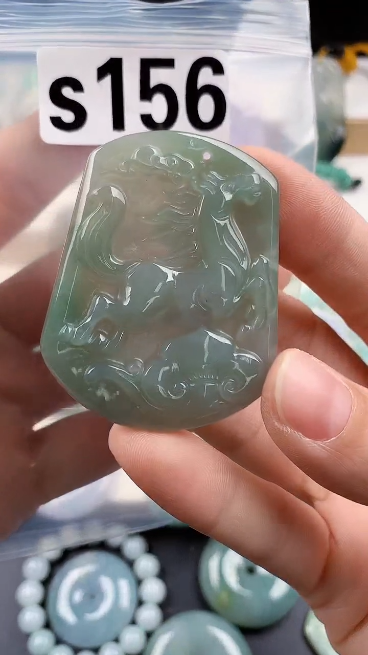 颈饰未镶嵌翡翠天然翡翠吊坠挂件