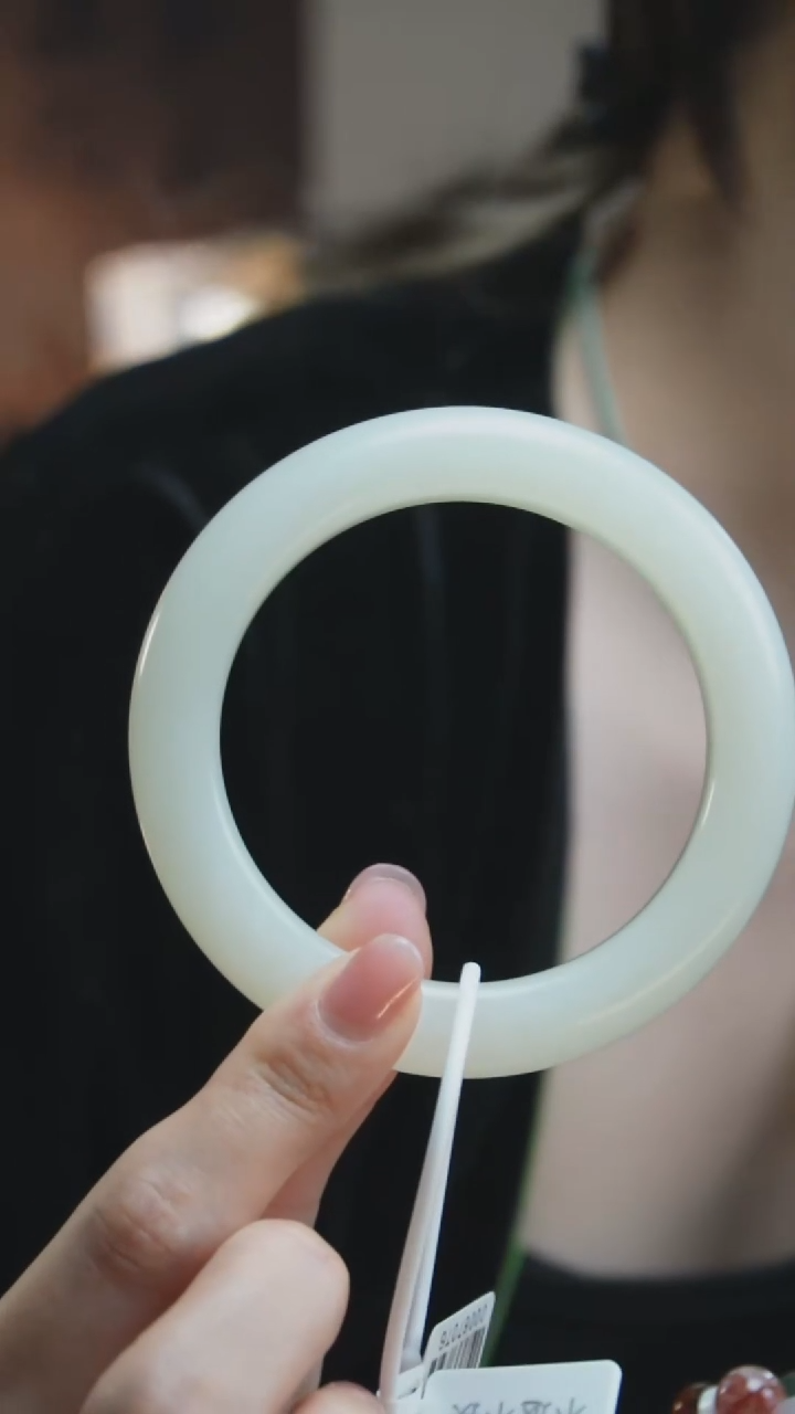 未镶嵌手镯和田玉蔚*D19