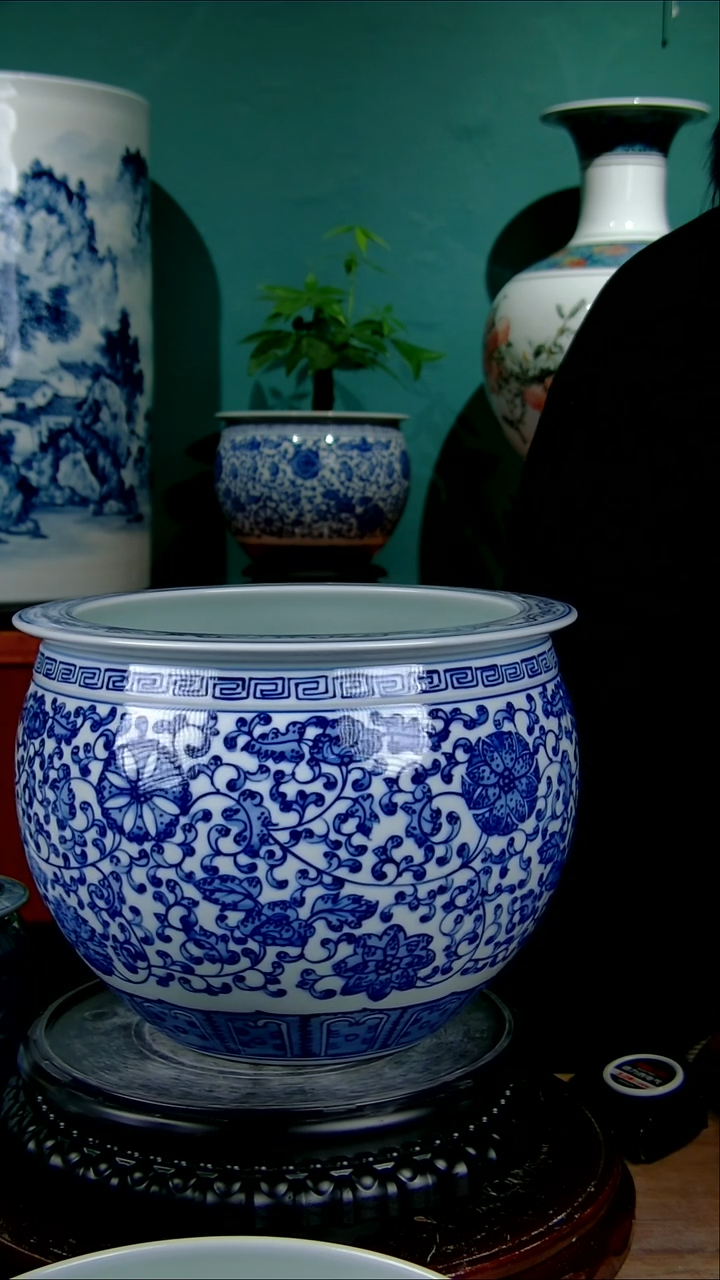 摆件陶雄*景德镇手绘陶瓷888