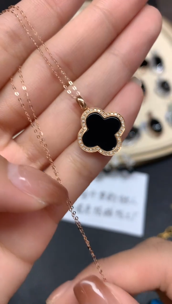 吊坠(赠链)18K金镶嵌翡翠吊坠A250|1880