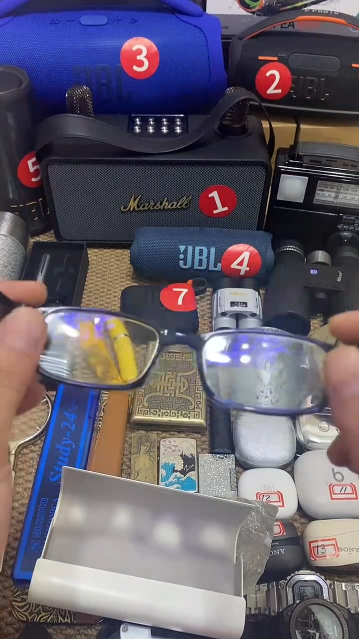 瓷片闪购商品 如图所示