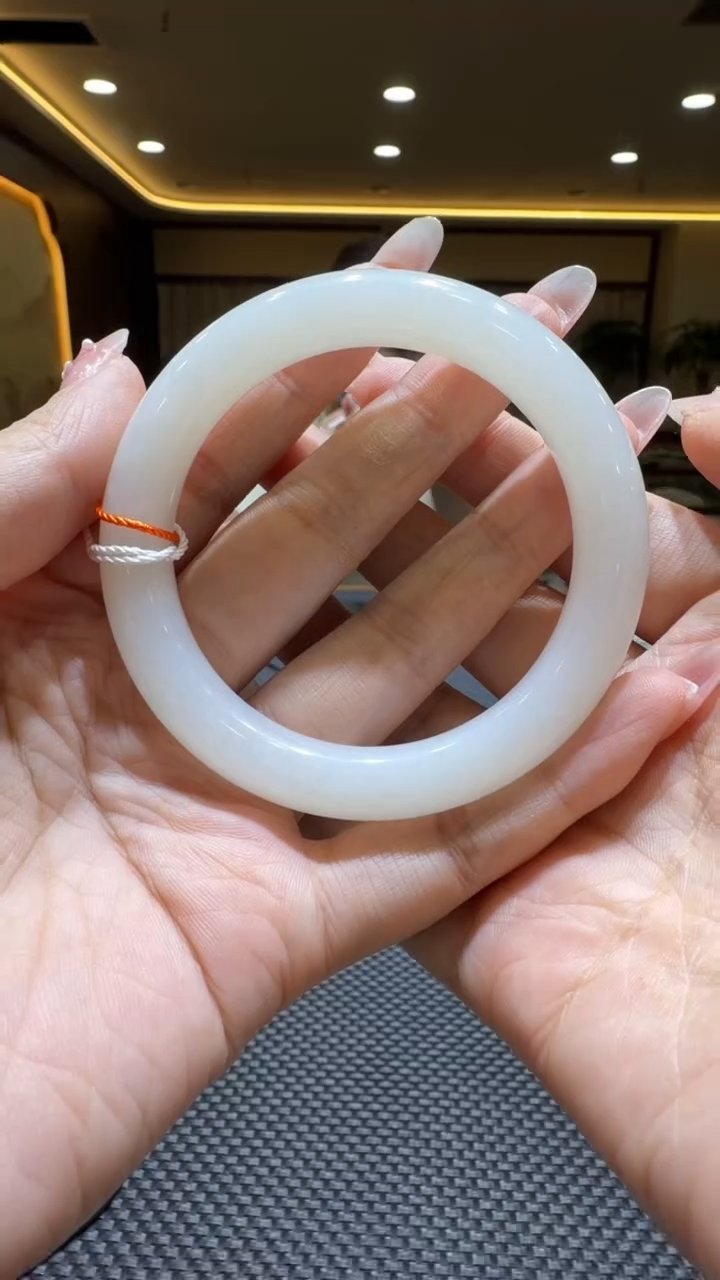 颈饰未镶嵌和田玉手镯57