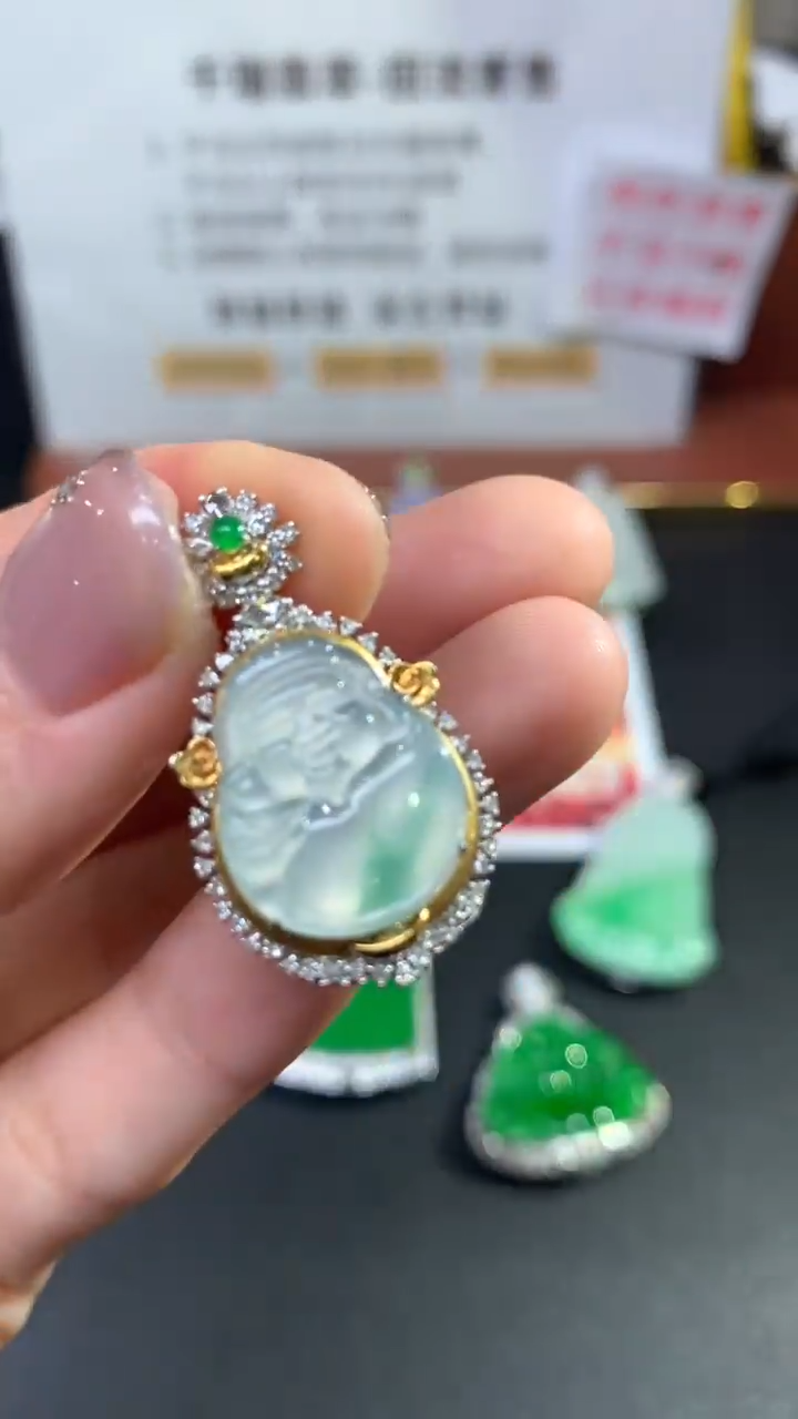 【闪购商品】翡翠吊坠(不含链)18K金镶嵌财神回流不退不换|6800+0