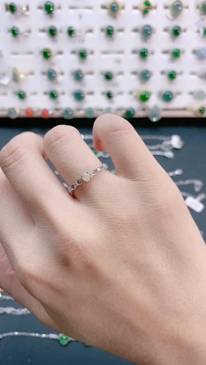 【闪购商品】翡翠戒指银S925镶嵌天然翡翠