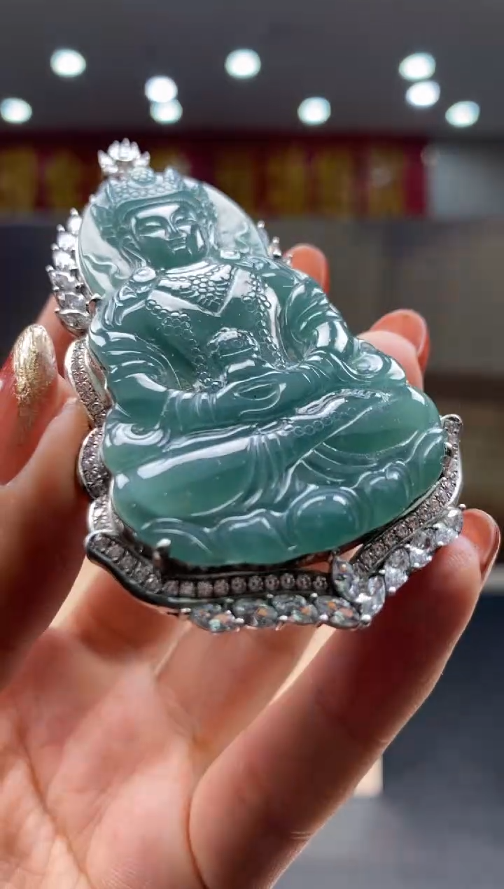 【闪购商品】翡翠颈饰未镶嵌********217