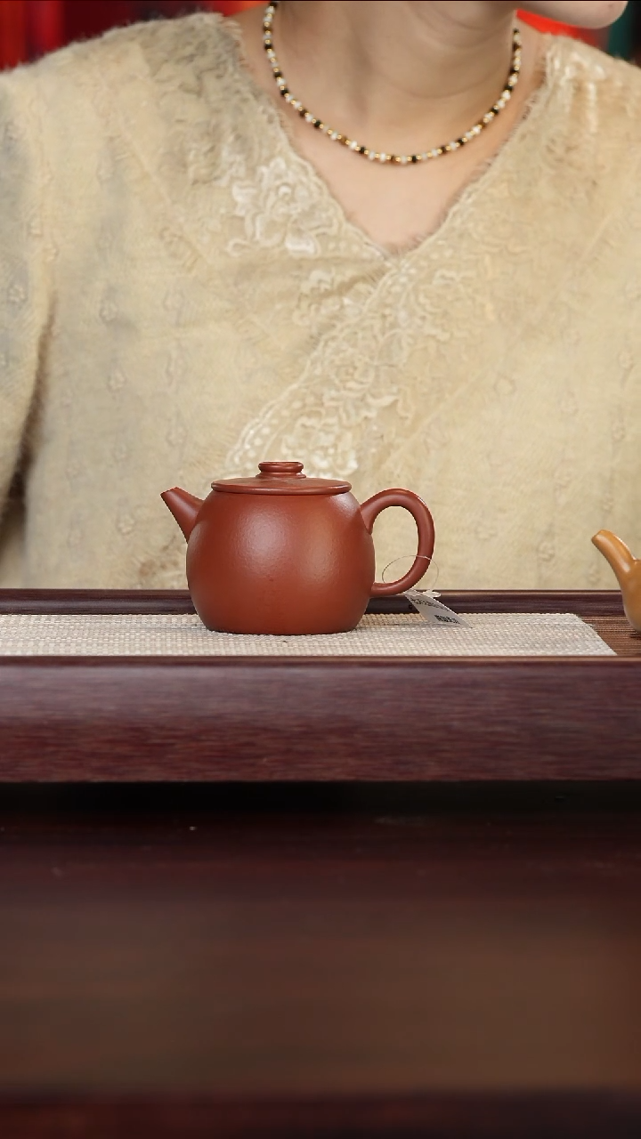 【闪购商品】紫砂壶46号TT巨有钱170C