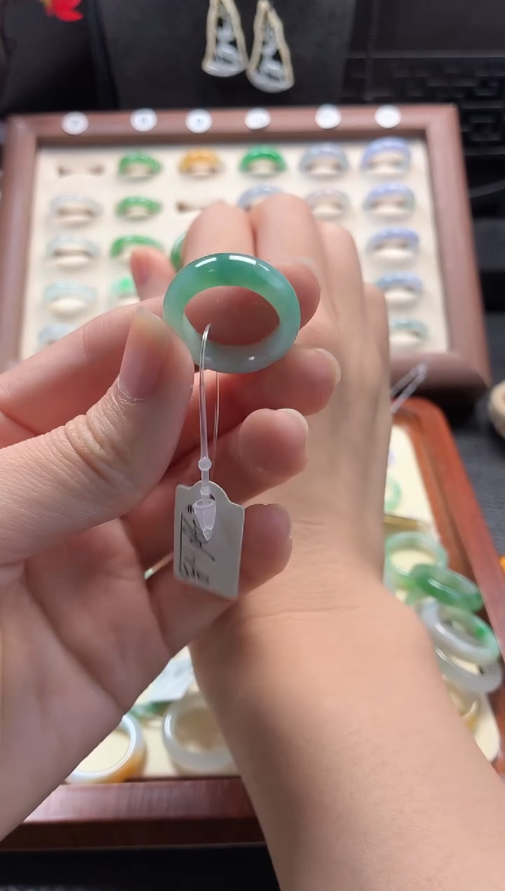 未镶嵌定制翡翠圈口12号  48小时鉴赏期