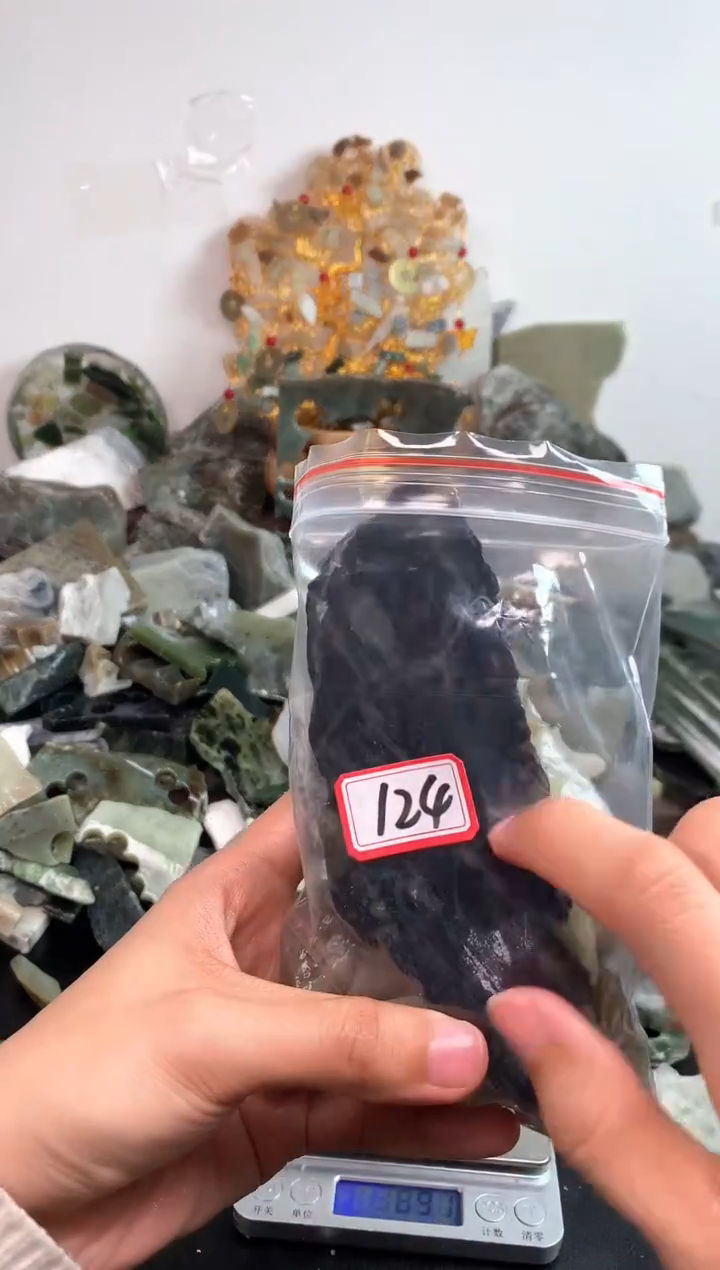 未镶嵌和田玉摆件124