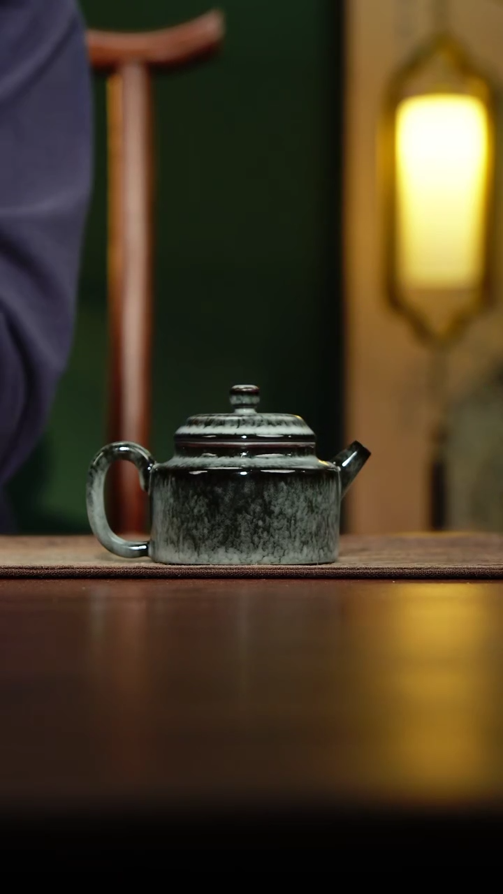 【闪购商品】【览古雅韵】铁胎壶