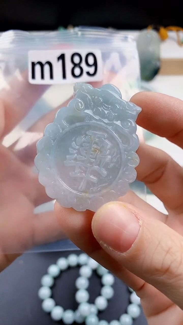 颈饰未镶嵌翡翠天然翡翠吊坠挂件