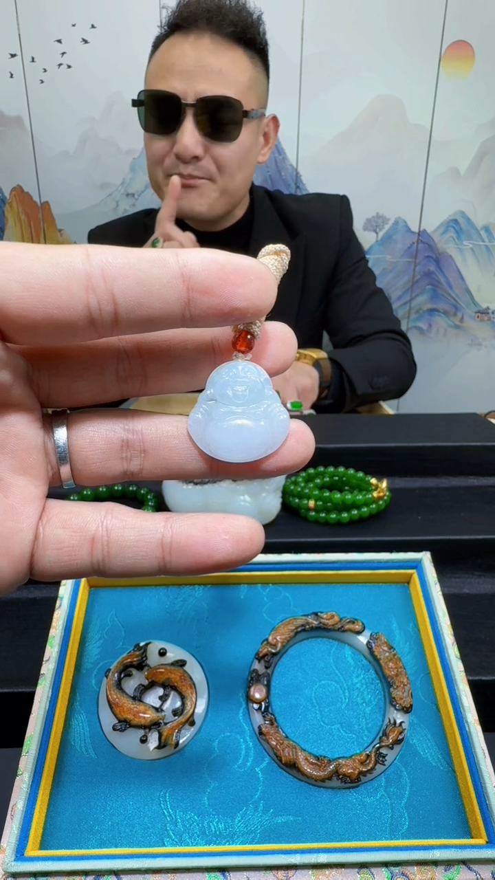 吊坠(赠链)未镶嵌和田玉弥勒佛