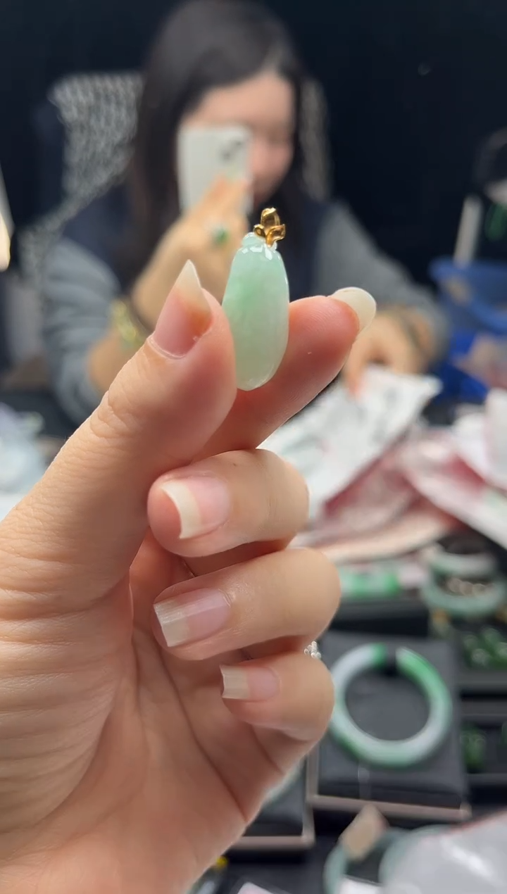 颈饰18K金镶嵌翡翠0534493184