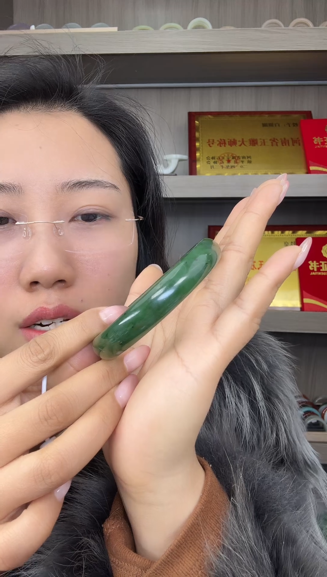 未镶嵌手镯和田玉碧玉手镯满色满绿 有运费险