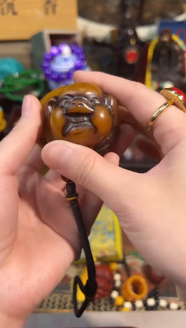 【闪购商品】蜜蜡裸石未镶嵌30业业业业业业业业