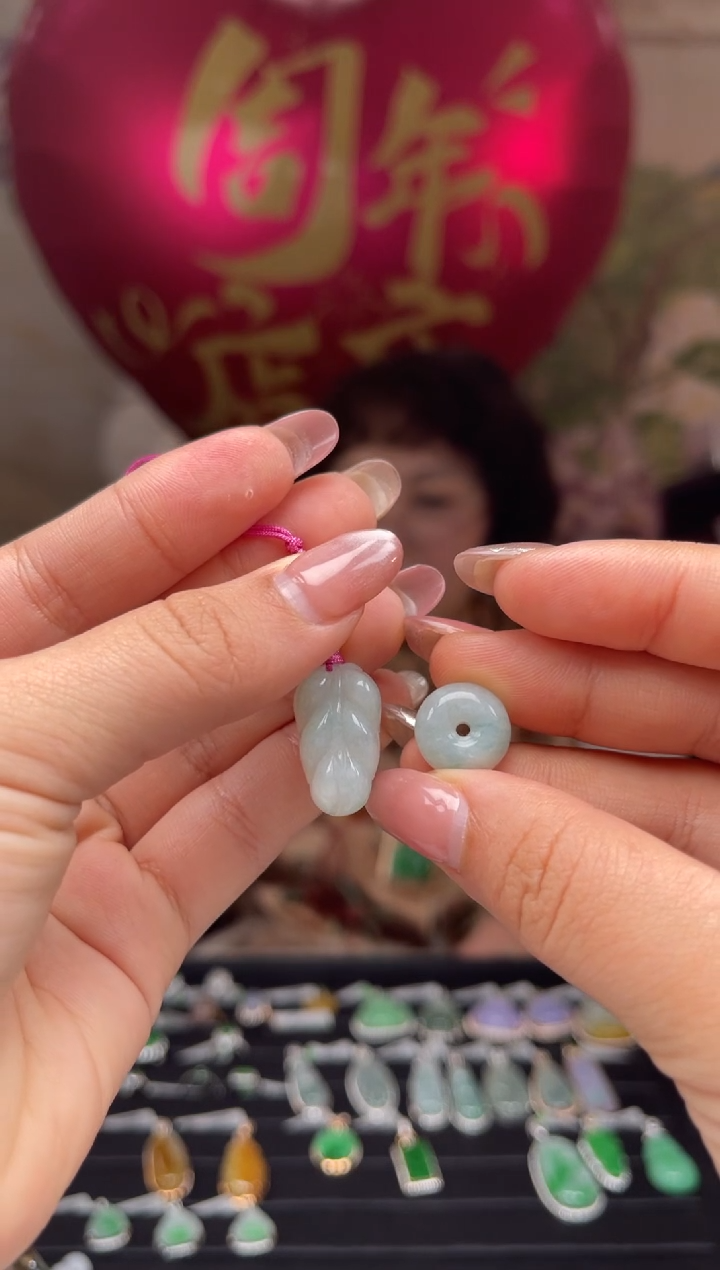【闪购商品】翡翠颈饰未镶嵌22号（不退换）