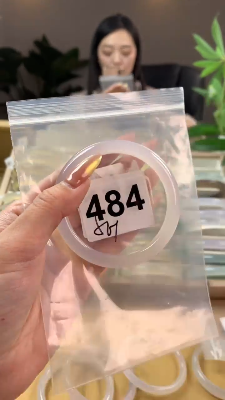 【闪购商品】玛瑙/玉髓手镯未镶嵌484