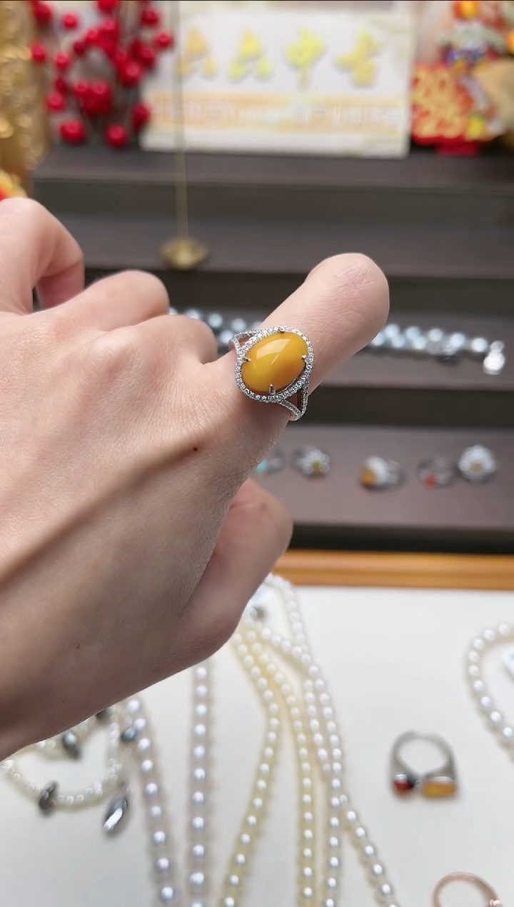 【闪购商品】蜜蜡戒指银S925镶嵌aj3932