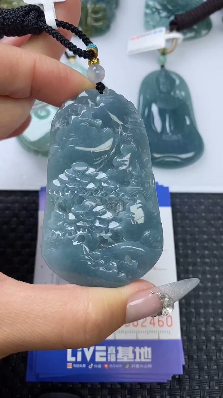 【闪购商品】翡翠颈饰未镶嵌11111111111111111