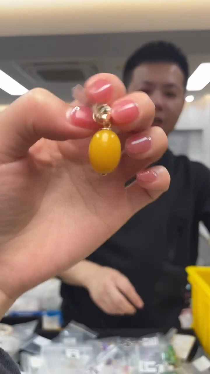 琥珀颈饰未镶嵌（多样性发一件）