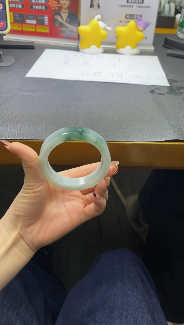 【闪购商品】定制翡翠手镯未镶嵌手镯DDS/发一件