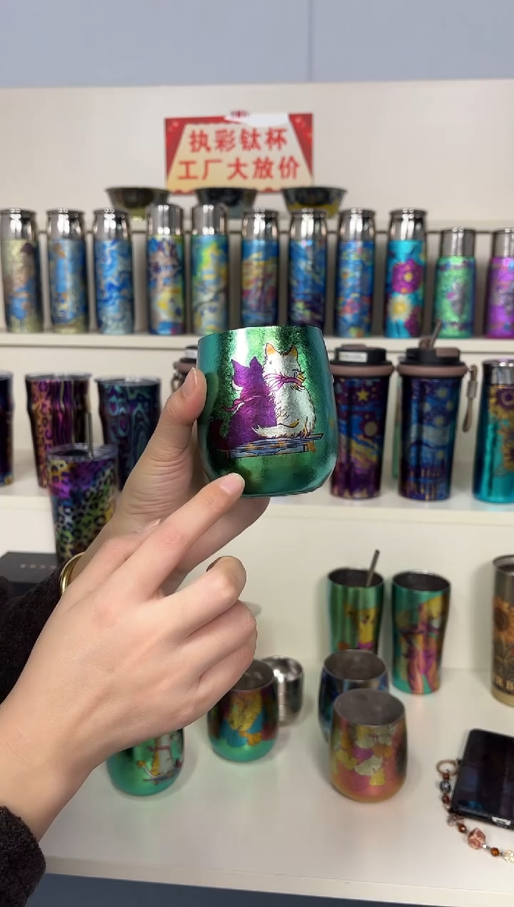 纯钛背影小猫 蛋杯 