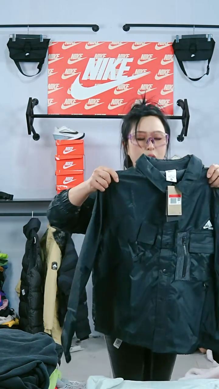 1888闪购编码运动衣以直播间过品为准尺码L