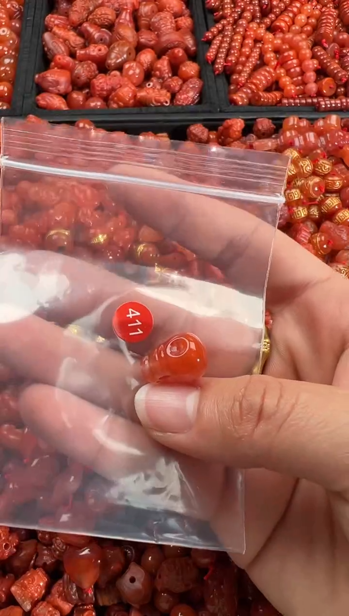 【闪购商品】南红玛瑙颈饰未镶嵌1