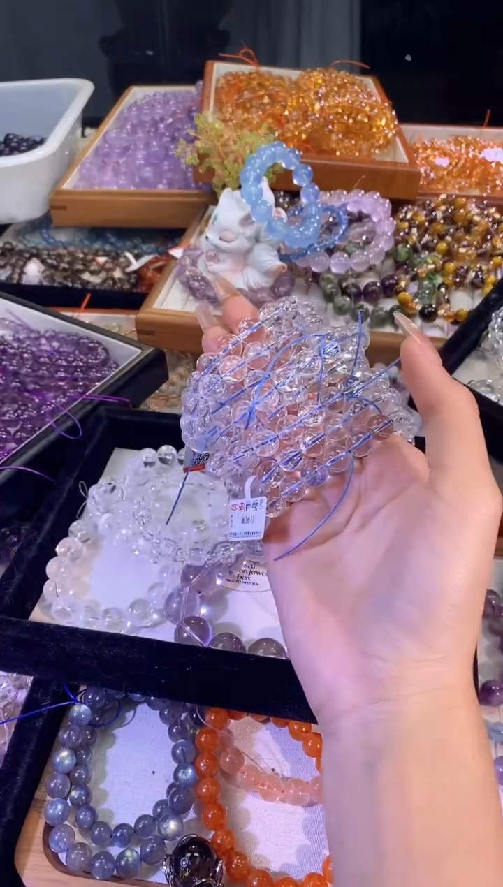 【闪购商品】水晶手链未镶嵌白阿塞9mm多样性发其一