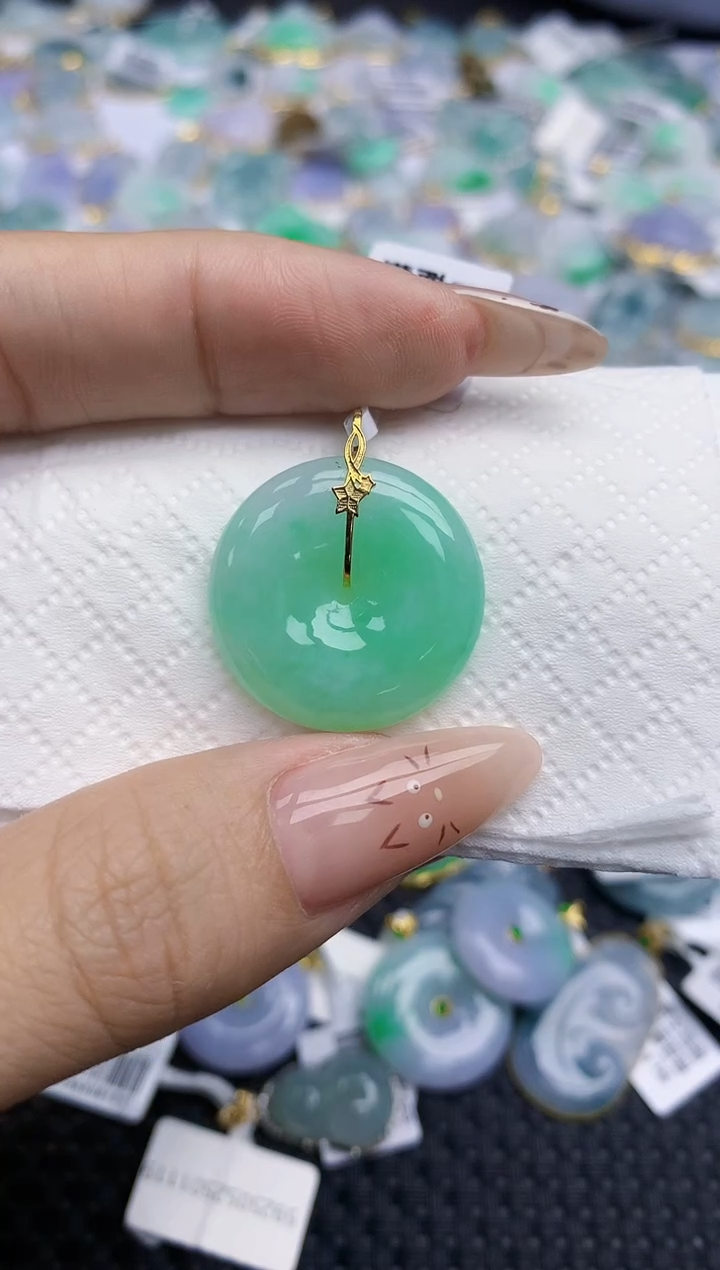翡翠18K金镶嵌颈饰215   天然翡翠A货