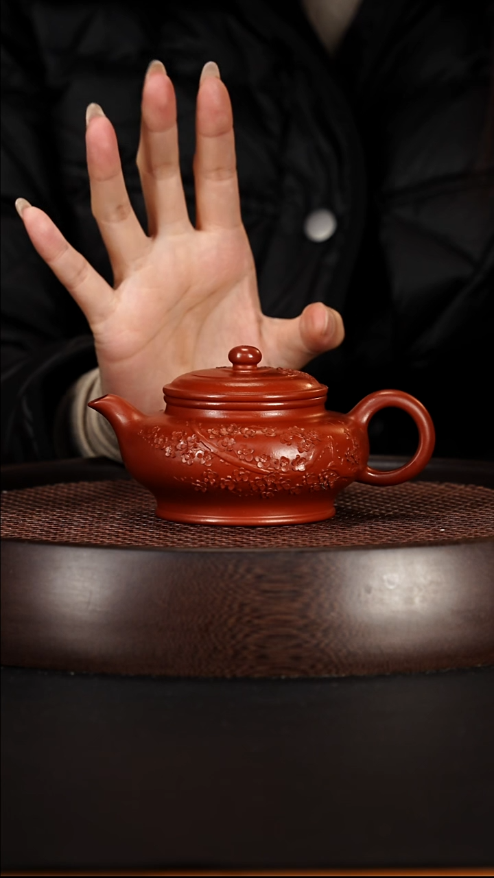 茶壶紫砂宜兴紫砂壶朱泥梅花明式宫灯230cc