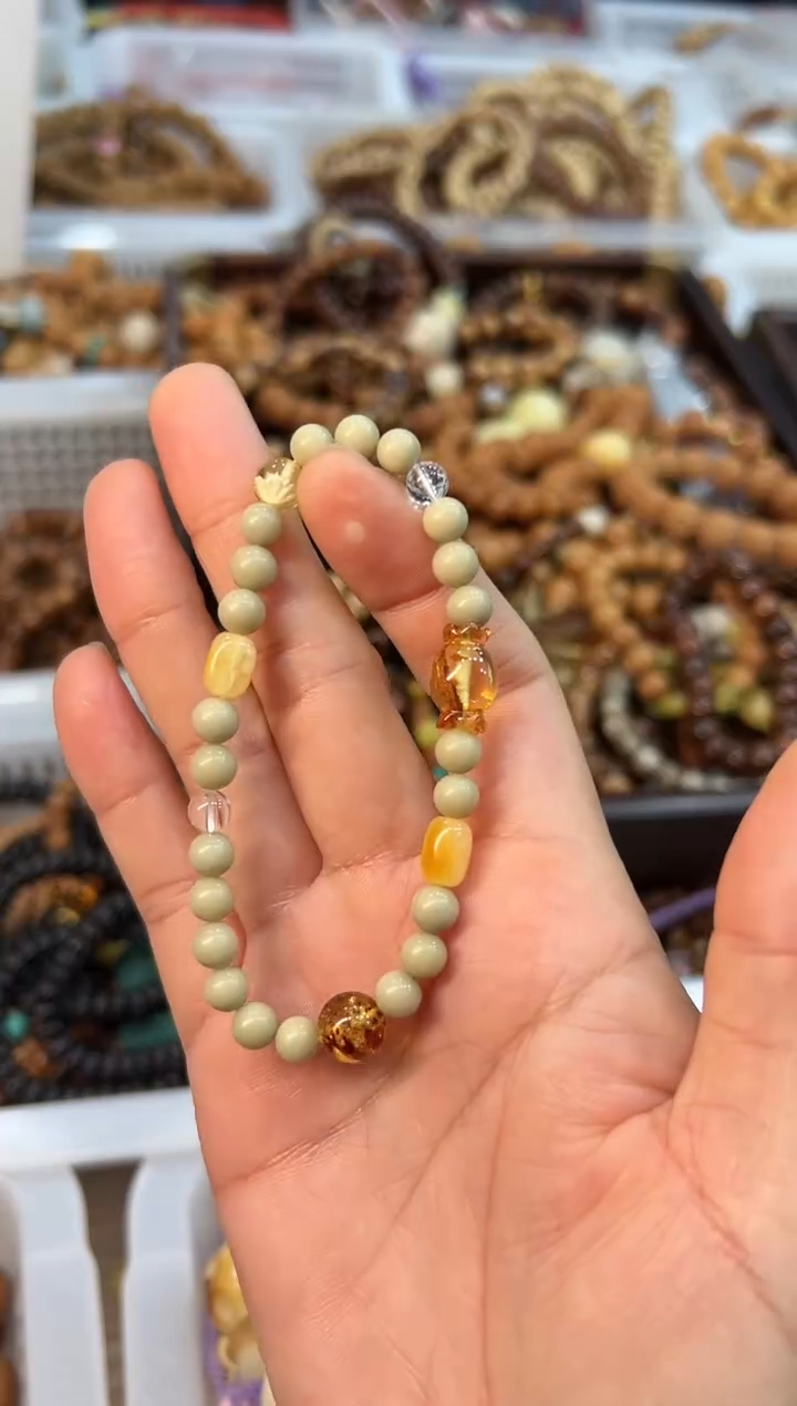 未镶嵌吊坠(赠链)玛瑙/玉髓阿拉善卡6mm牛油果 设计款 单圈