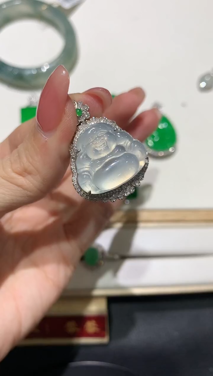 【闪购商品】翡翠吊坠(不含链)18K金镶嵌团购11