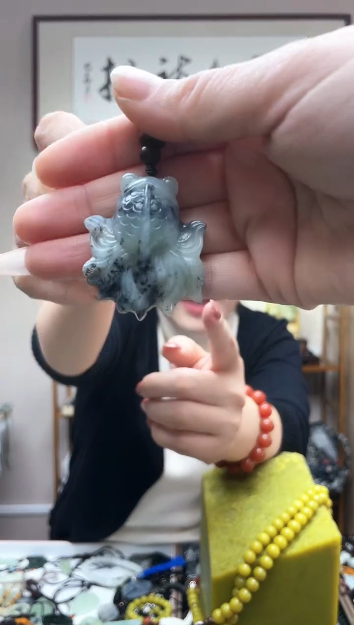 未镶嵌岫玉吊坠·