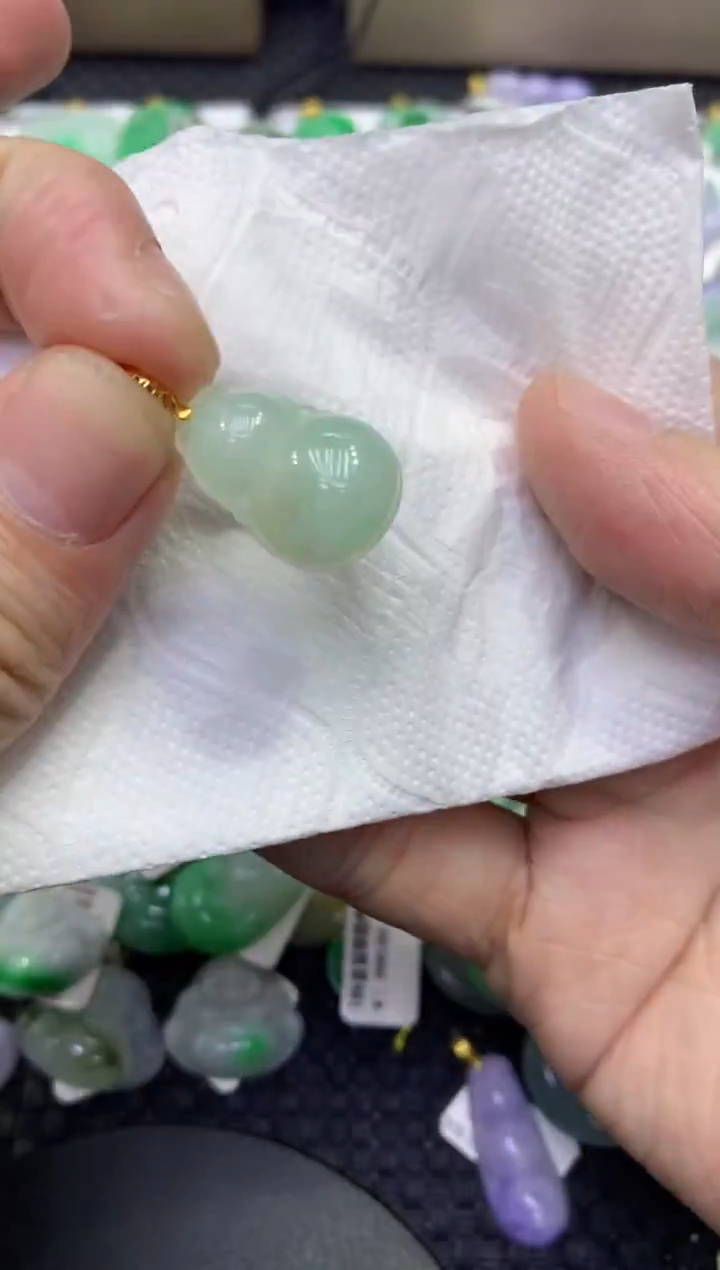 颈饰未镶嵌翡翠天然缅甸A货翡翠1