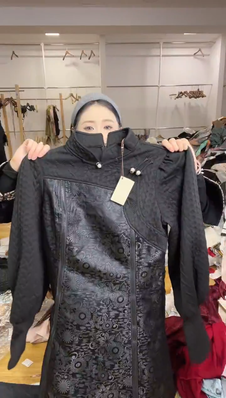 卫衣裙       M码       80-105斤