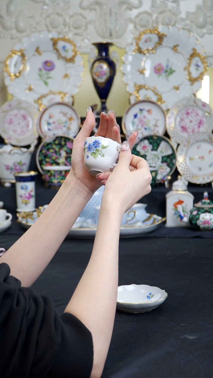 骨瓷婷婷中古器物如图所示108