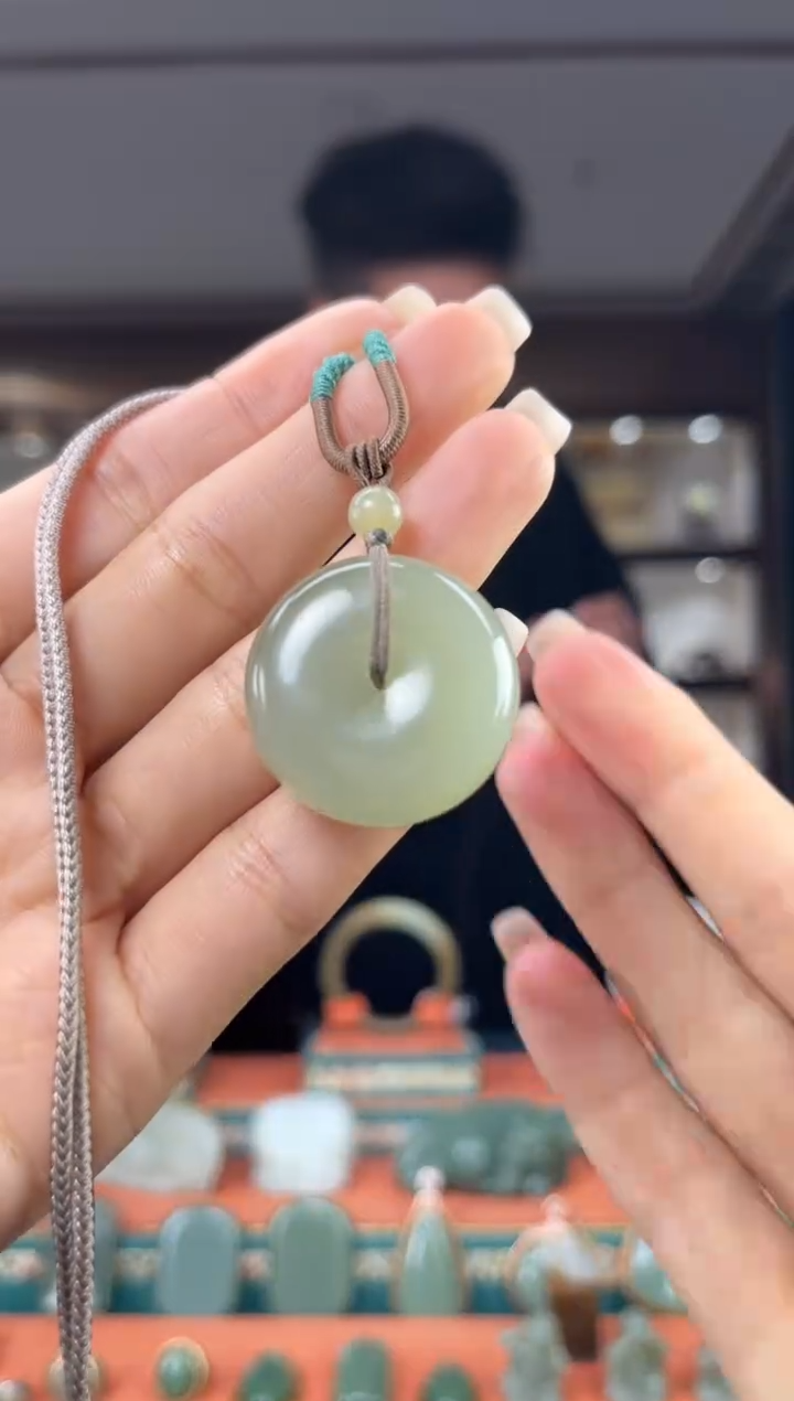 颈饰未镶嵌和田玉佩佩28mm左右