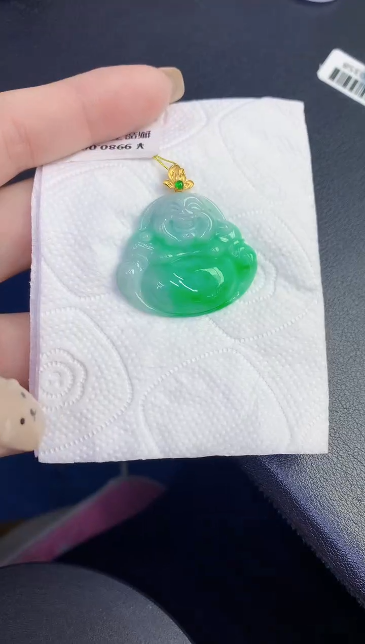 颈饰18K金镶嵌翡翠缅甸天然翡翠A货
