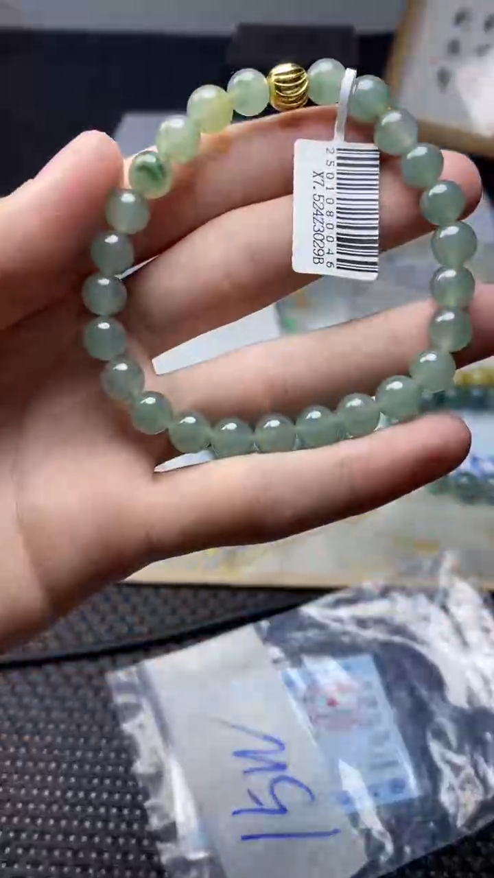 未镶嵌定制翡翠翡翠