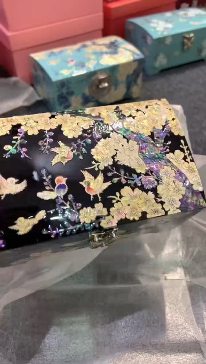 【闪购商品】微瑕不退换按扣绒布底弘贝雅螺钿漆器文化馆