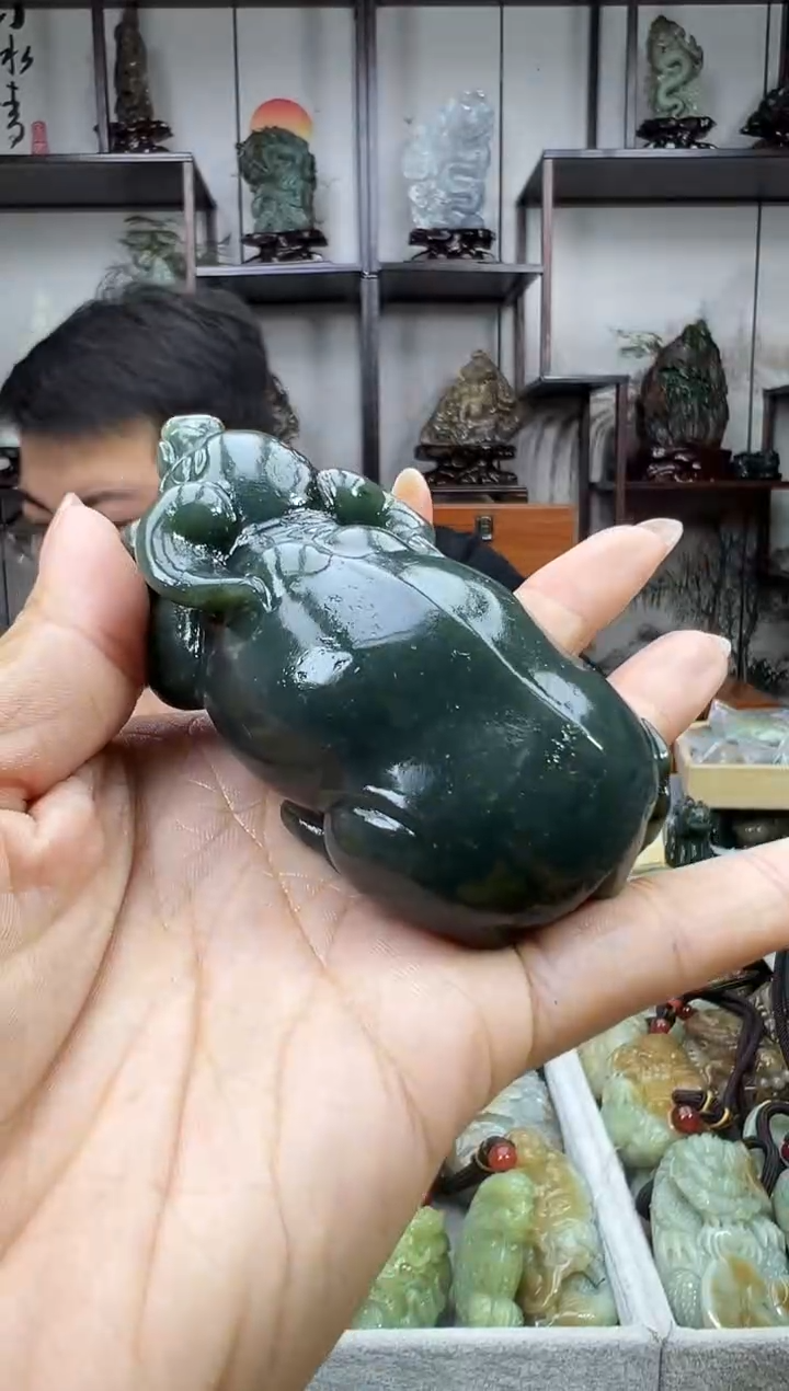 和田玉未镶嵌把件207